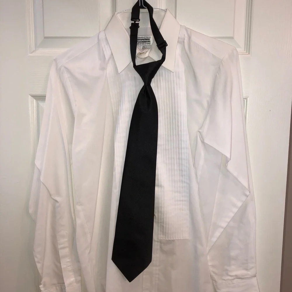 Pleated Tux Shirt + Adjustable Neck Tie